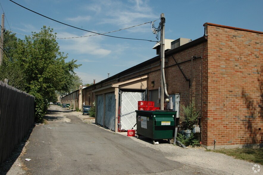 600-658 N Addison Rd, Villa Park, IL à louer - Photo de l’immeuble – Image 2 sur 8