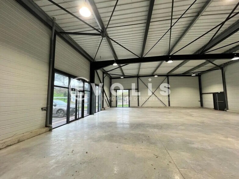 Bureau dans VILLENAVE-D'ORNON à louer - Photo intérieure – Image 3 sur 9