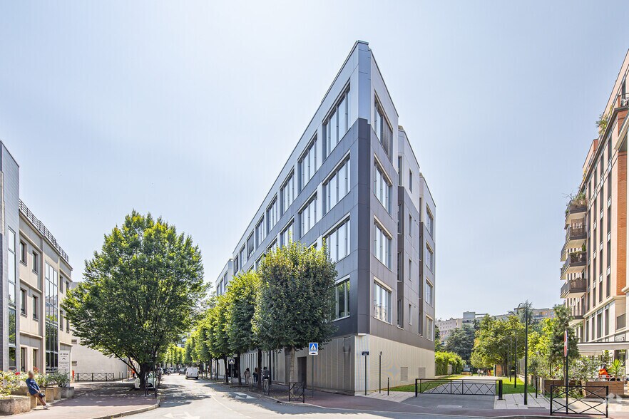 Bureau dans Clichy à louer - Photo principale – Image 1 sur 2