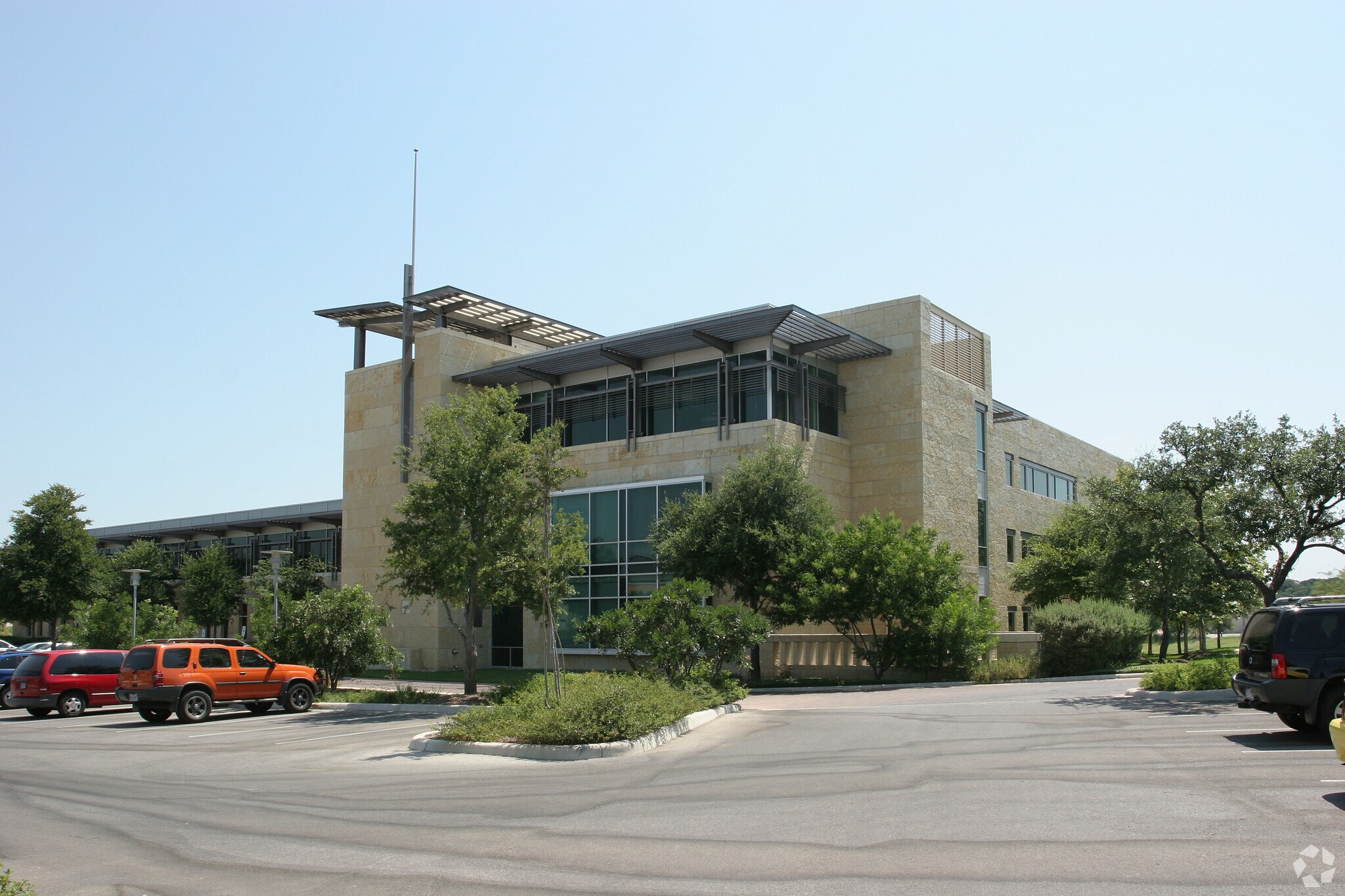 200 E Basse Rd, San Antonio, TX à louer Autre– Image 1 sur 10