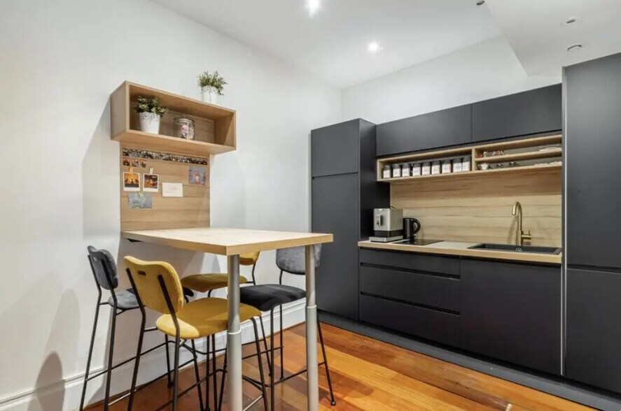 Bureau dans Lyon à louer - Photo de l’immeuble – Image 2 sur 6