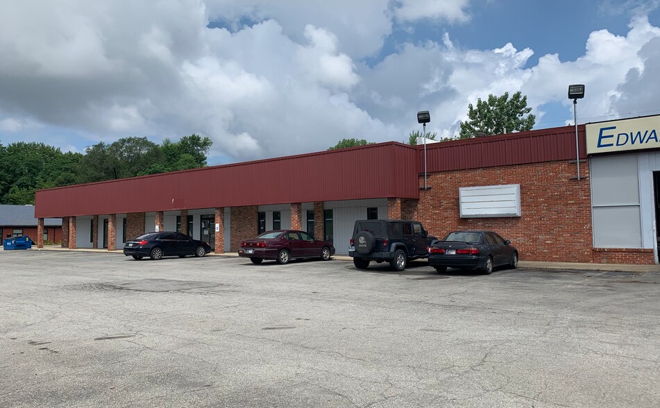 7440-7450 Michigan Rd, Indianapolis, IN à louer - Photo de l’immeuble – Image 2 sur 7
