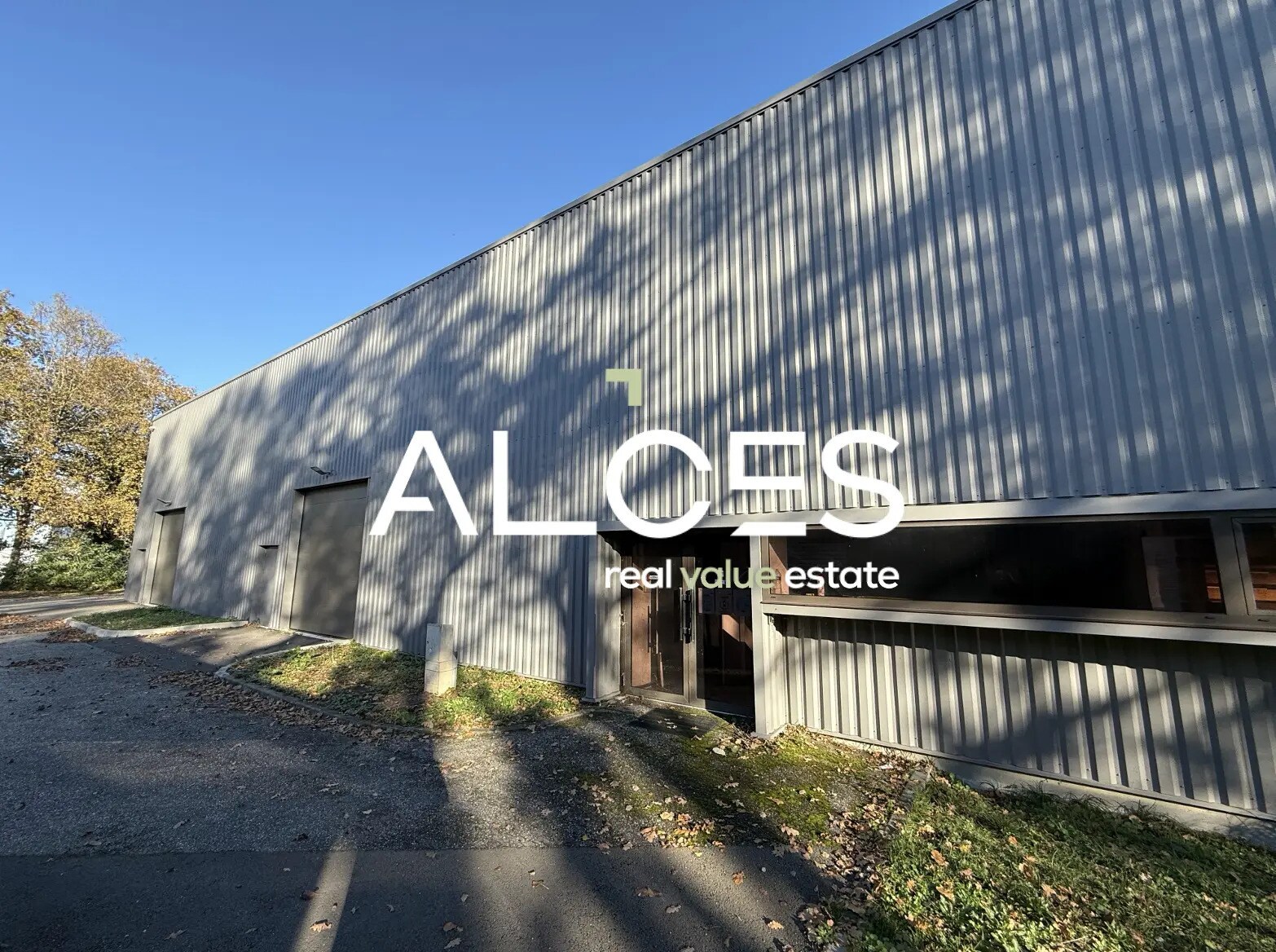 Local d’activités dans Bruges à louer Photo de l’immeuble– Image 1 sur 6