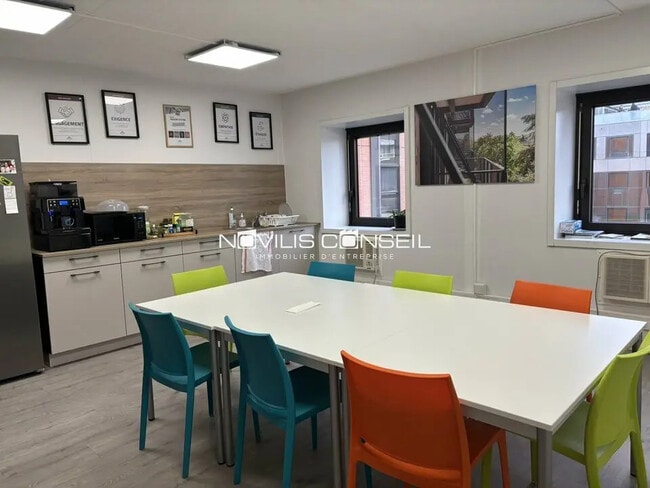 Plus de détails pour Bureau à louer