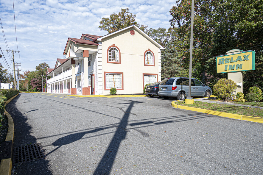 739 S 2nd Ave, Galloway, NJ à vendre - Photo principale – Image 1 sur 15