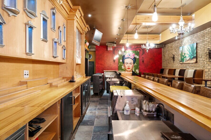 3115 N Lincoln Ave, Chicago, IL à vendre - Photo de l’immeuble – Image 3 sur 22