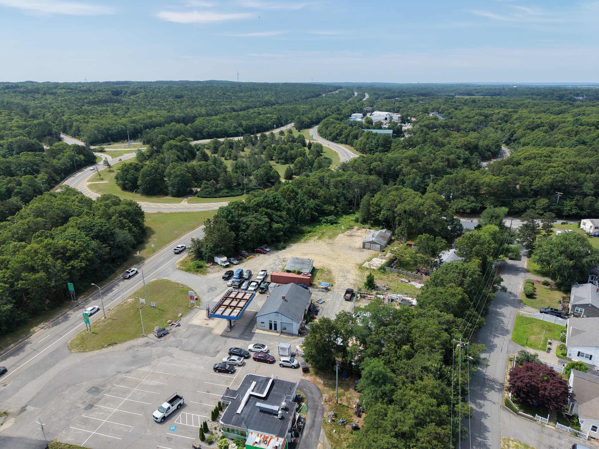 810 MacArthur Blvd, Pocasset, MA à vendre Photo principale– Image 1 sur 5