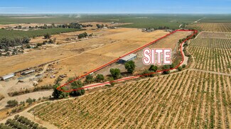 Plus de détails pour 6785 Rd 136, Earlimart, CA - Industriel/Logistique à vendre