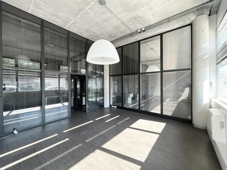 8 Rue Berjon, Lyon à vendre - Photo intérieure – Image 2 sur 13