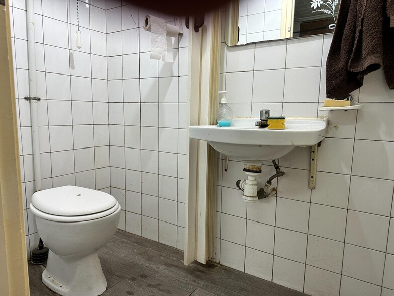View Photo