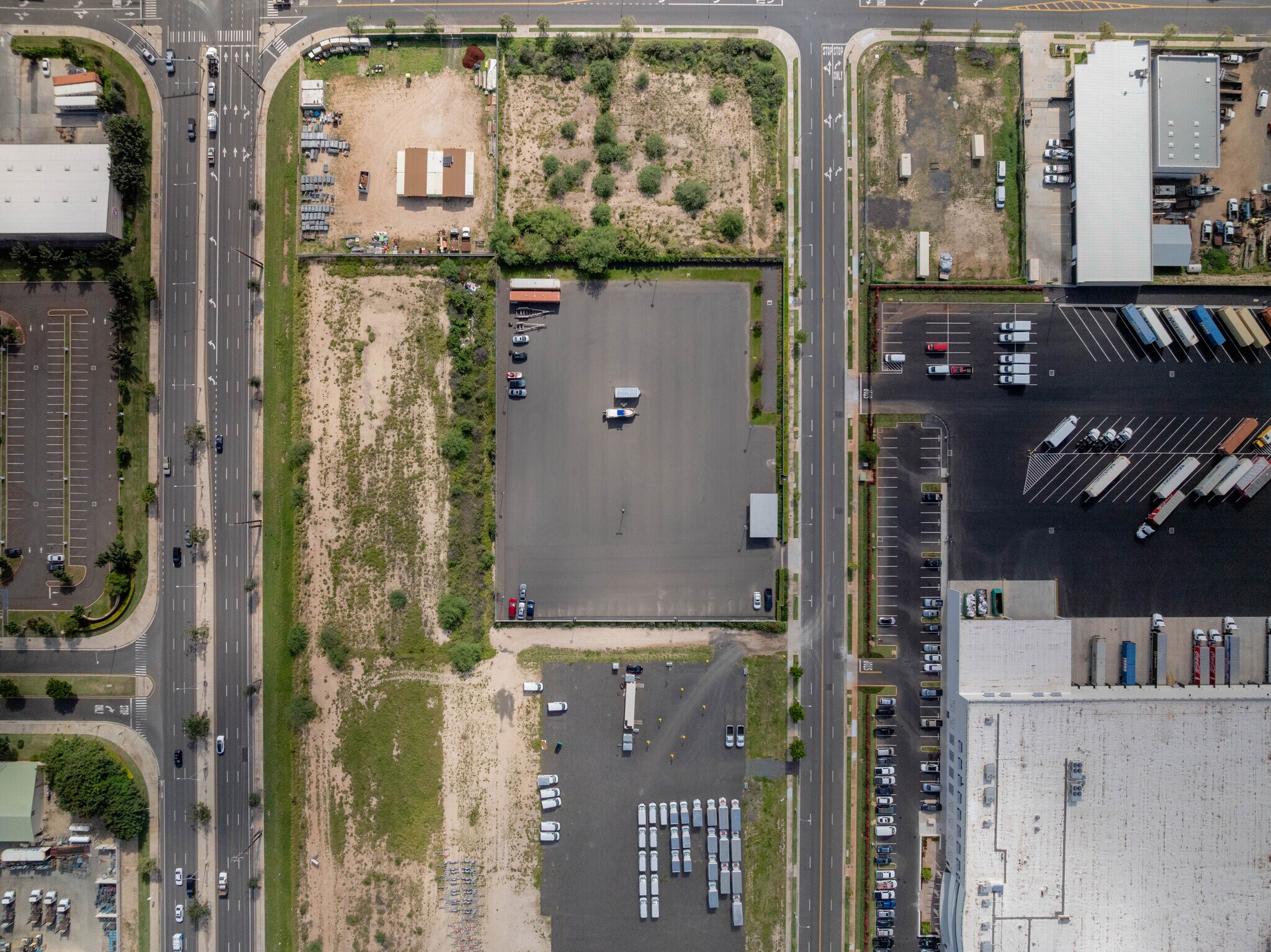 91-469 & 91-489 Kapolei Kai, Kapolei, HI à vendre Photo principale– Image 1 sur 7