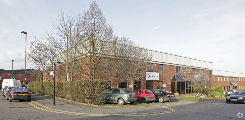 Telford Way, Londres à louer - Photo principale – Image 1 sur 4