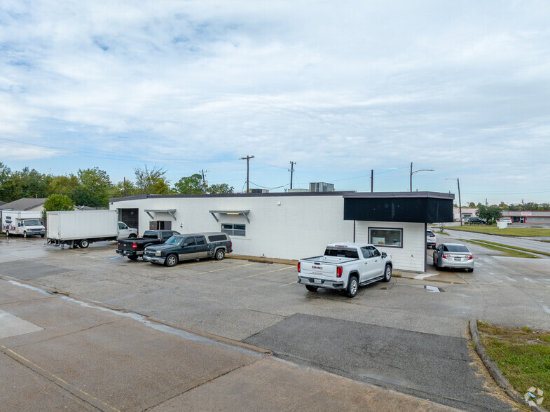 1520 Shaver St, Pasadena, TX à louer - Photo de l’immeuble – Image 1 sur 4