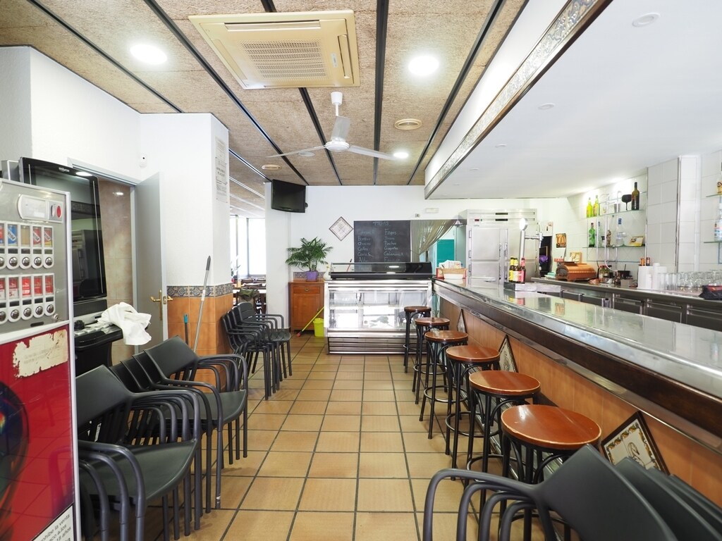 Granollers, BAR 08402 - Lot - - - Photo intérieure - Image 2 of 15
