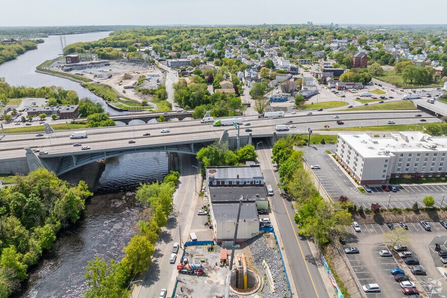 92 Pleasant St, Pawtucket, RI à vendre - Aérien – Image 3 sur 31