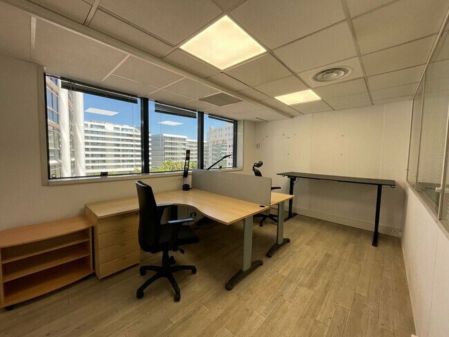 Plus de détails pour Bureau à louer