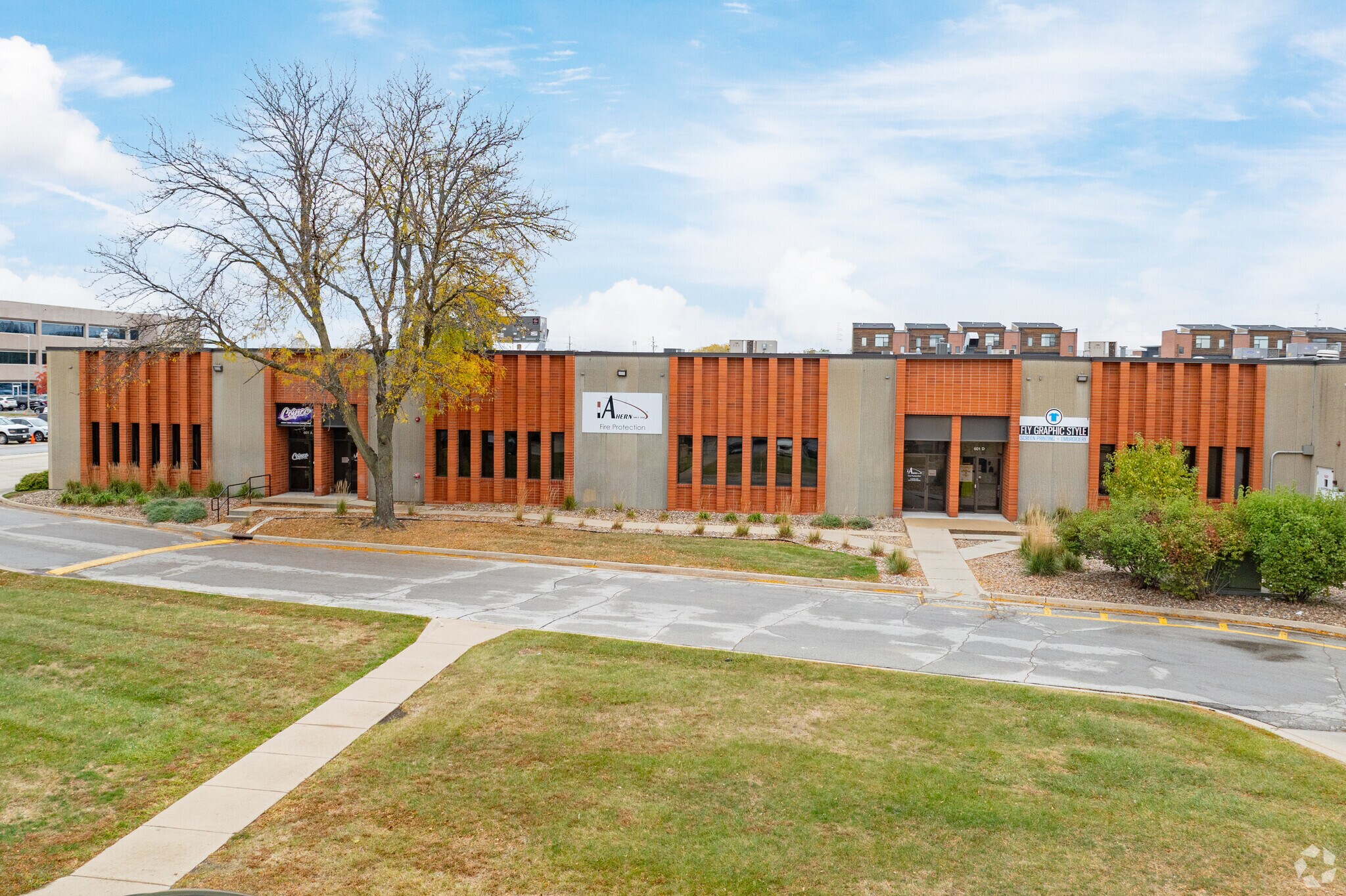 601 SW 9th St, Des Moines, IA à vendre Photo principale– Image 1 sur 20