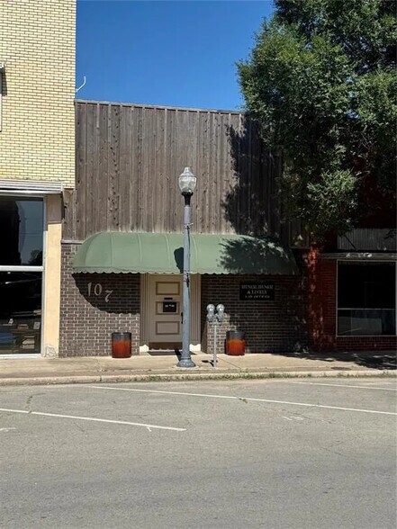 107 S Wewoka Ave, Wewoka, OK à vendre - Photo de l’immeuble – Image 3 sur 3