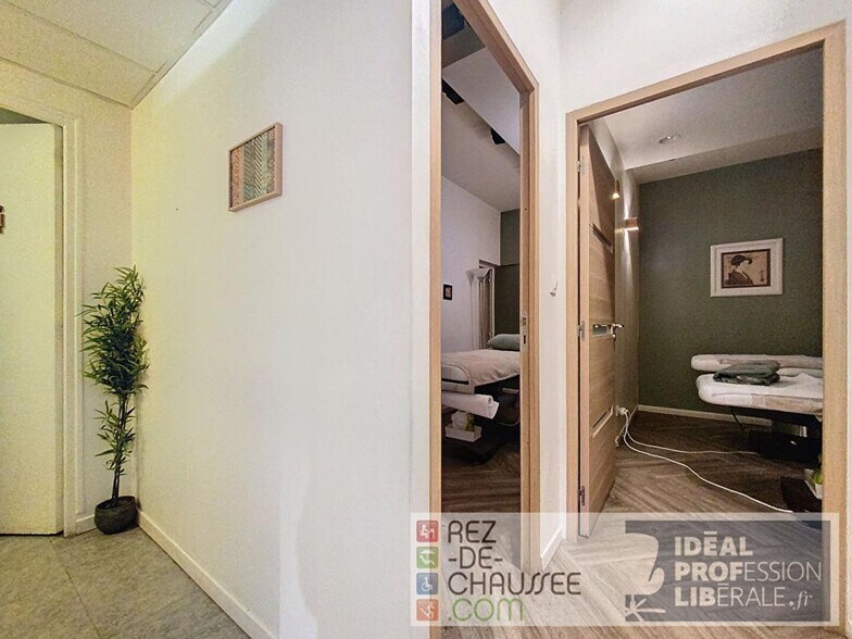 Immeuble residentiel dans Paris à vendre - Photo intérieure – Image 3 sur 5