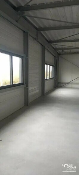 Local d’activités dans Sainte-Luce-sur-Loire à louer - Photo intérieure – Image 3 sur 8