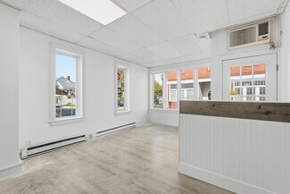 Plus de détails pour 22-38 School St, Westfield, MA - Local commercial à louer