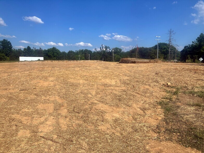 1500 Louisville hwy, Goodlettsville, TN à vendre - Photo de l’immeuble – Image 2 sur 3