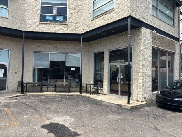 2010 N Damen Ave, Chicago, IL à louer - Photo de l’immeuble – Image 2 sur 14