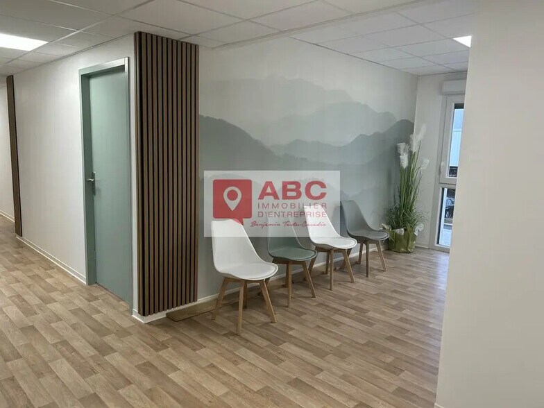 Bureau dans Perpignan à louer - Photo de l’immeuble – Image 1 sur 6