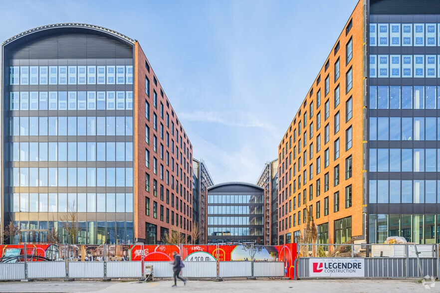 65-69 Rue Molière, Ivry-sur-Seine à louer - Photo de l’immeuble – Image 3 sur 5