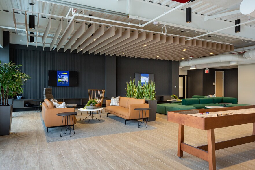 12645 Olive Blvd, Creve Coeur, MO à louer - Photo de l’immeuble – Image 3 sur 12