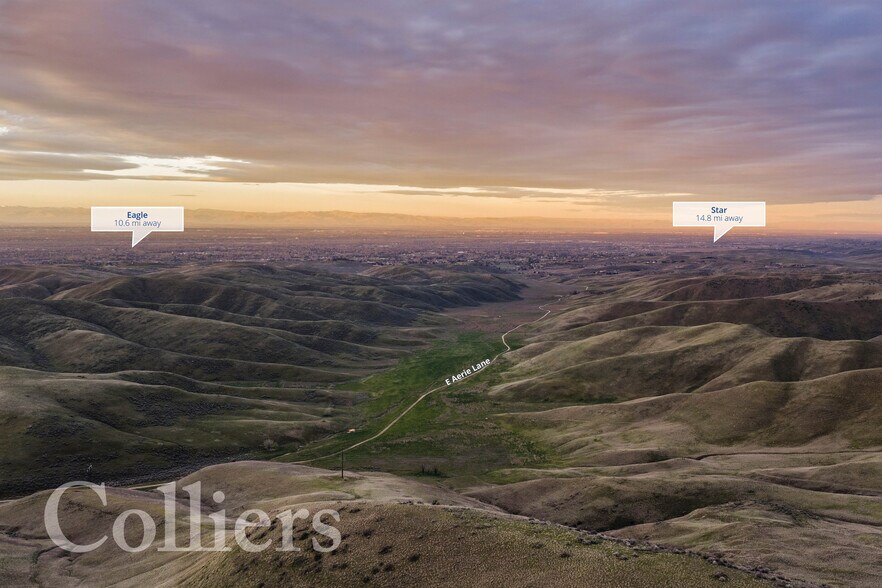 1600 E Aerie Ln, Eagle, ID à vendre - Photo principale – Image 1 sur 8