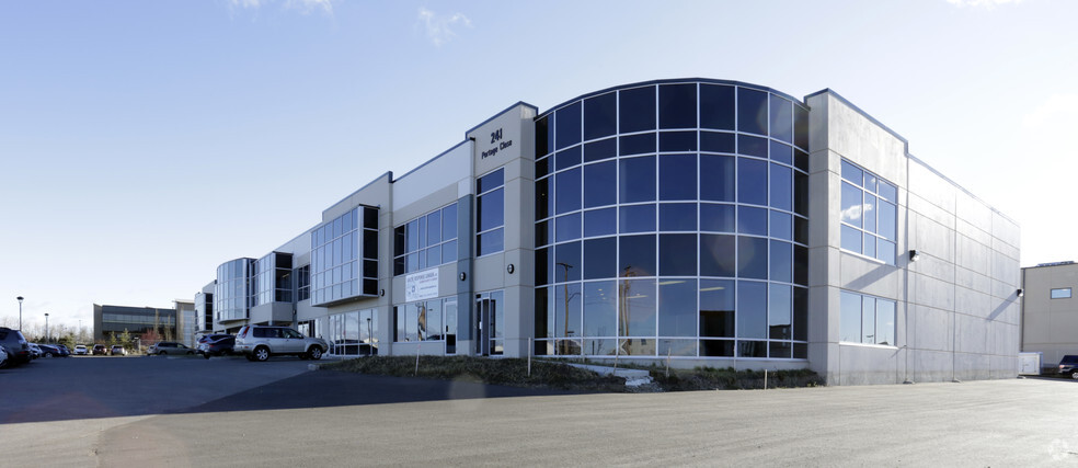 241 Portage Close, Sherwood Park, AB à louer - Photo de l’immeuble – Image 1 sur 5