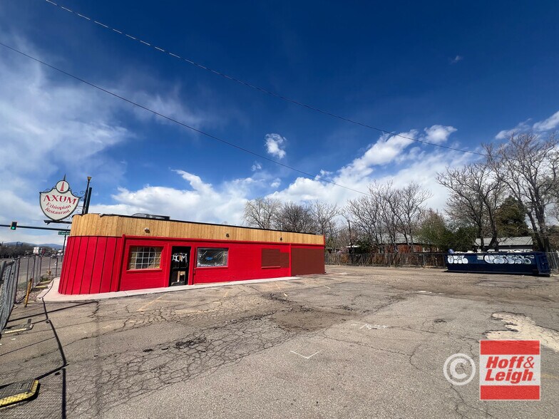 5501 E Colfax Ave, Denver, CO à vendre - Photo de l’immeuble – Image 2 sur 7