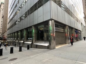 52 Broadway, New York, NY à louer Photo de l’immeuble– Image 1 sur 2