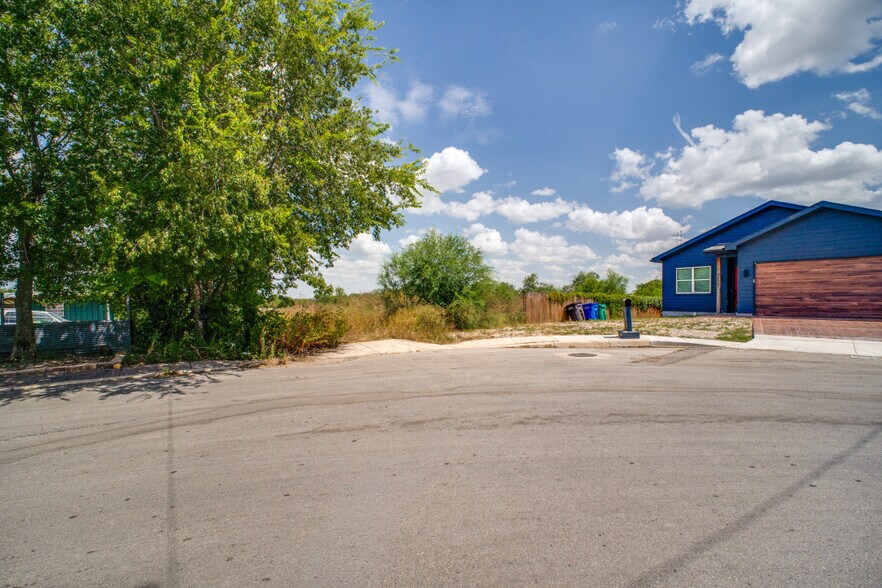 226 Beethoven St, San Antonio, TX à vendre - Autre – Image 2 sur 8