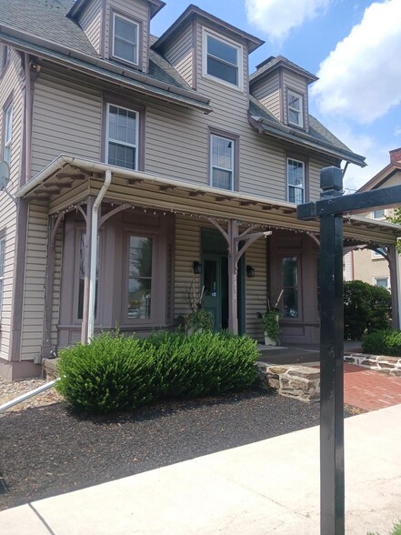 5870 Easton Rd, Plumsteadville, PA à vendre - Photo de l’immeuble – Image 2 sur 34