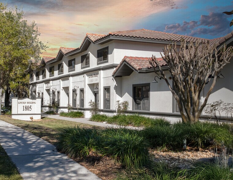 1805 W Colonial Dr, Orlando, FL à louer - Photo de l’immeuble – Image 1 sur 16