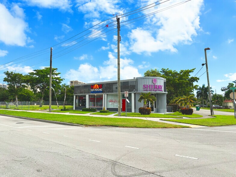 10905 Biscayne Blvd, Miami, FL à louer - Photo de l’immeuble – Image 3 sur 11