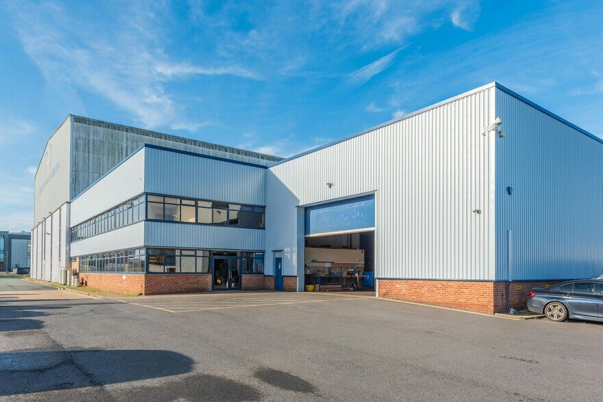 Northway Ln, Tewkesbury à louer - Photo de l’immeuble – Image 2 sur 6