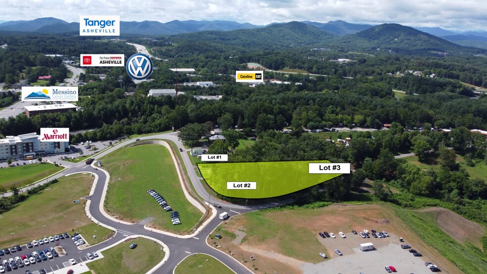 115 S Bear Creek Rd, Asheville, NC à vendre - Photo de l’immeuble – Image 2 sur 27