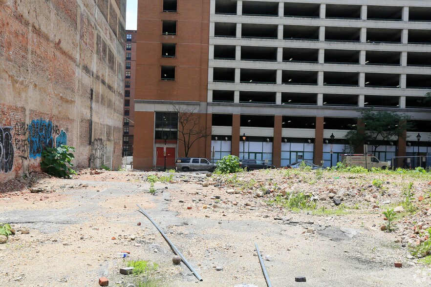 325 W Baltimore St, Baltimore, MD à louer - Photo de l’immeuble – Image 2 sur 4