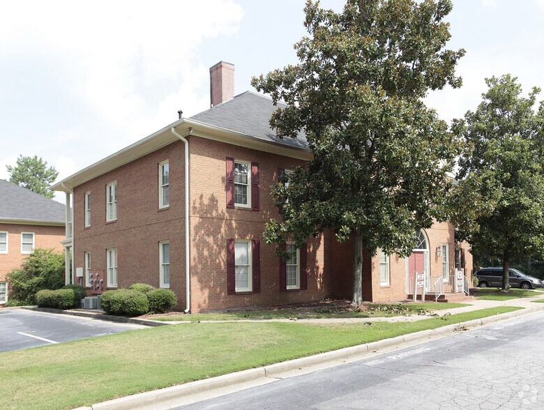 5538 Old National Hwy, College Park, GA à louer - Photo principale – Image 3 sur 12