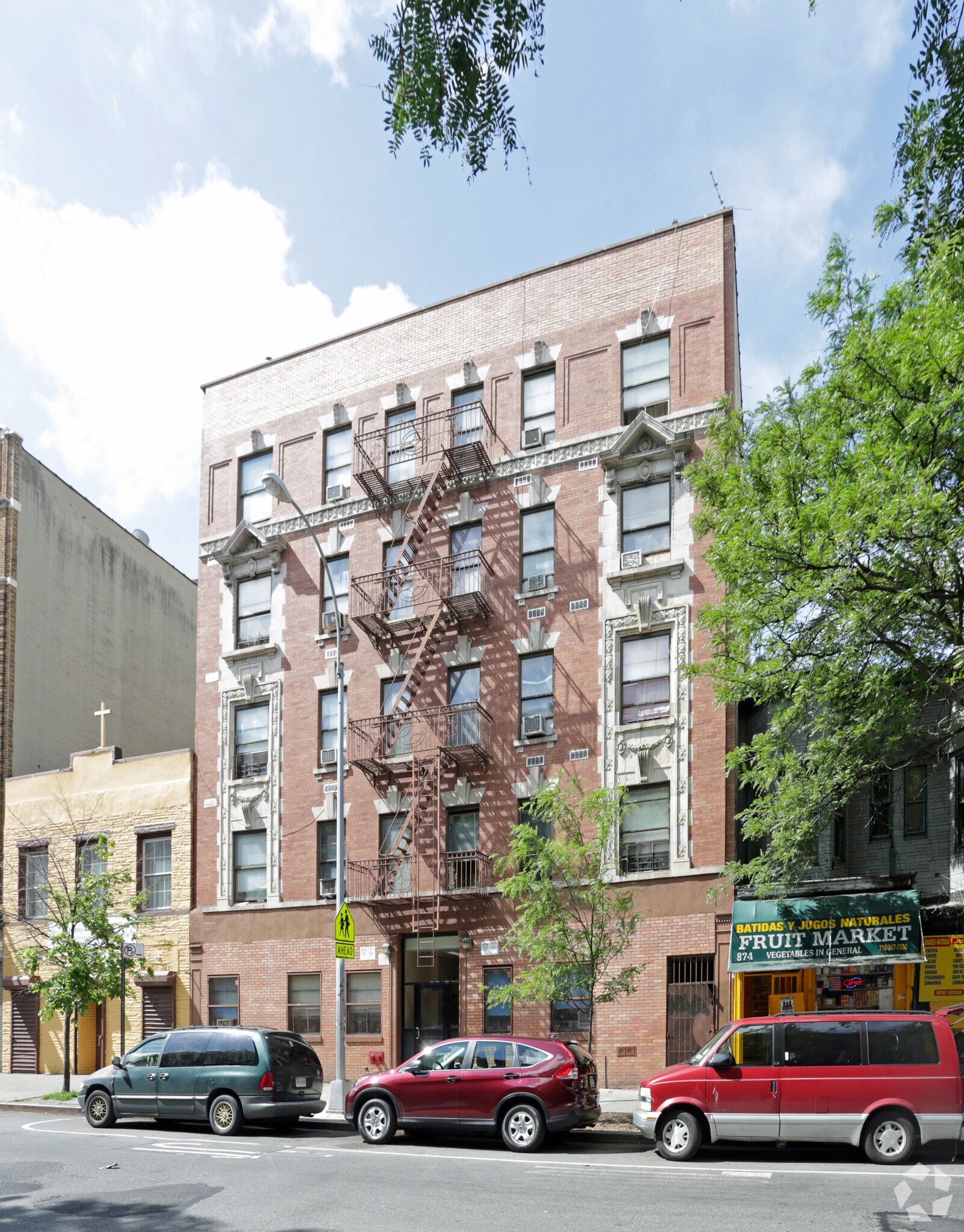 876 E 180th, Bronx, NY à vendre Photo principale– Image 1 sur 9