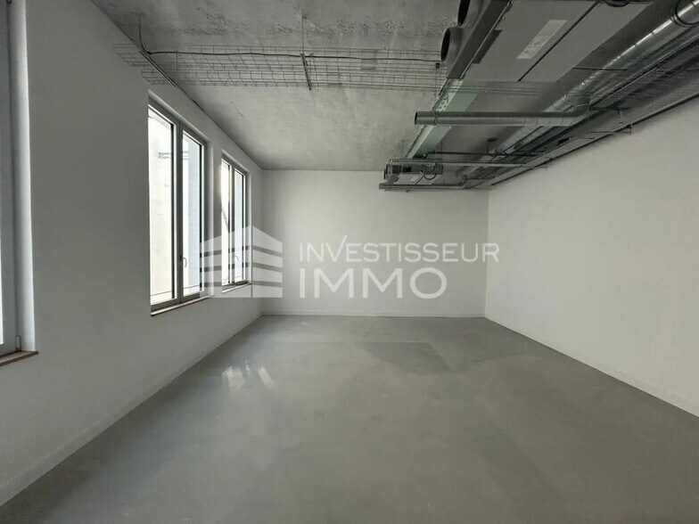Bureau dans Malakoff à louer - Photo de l’immeuble – Image 2 sur 6