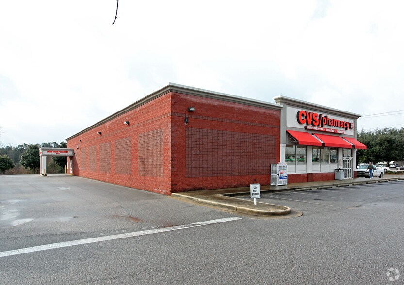 7081 Airport Blvd, Mobile, AL à louer - Photo de l’immeuble – Image 2 sur 4