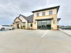 13709 S Santa Fe Ave, Oklahoma City, OK à louer Photo intérieure– Image 1 sur 1