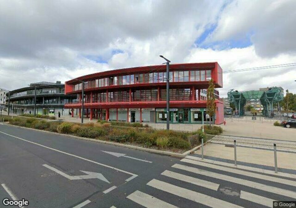 Bureau dans Hérouville-Saint-Clair à louer Photo de l’immeuble– Image 1 sur 6