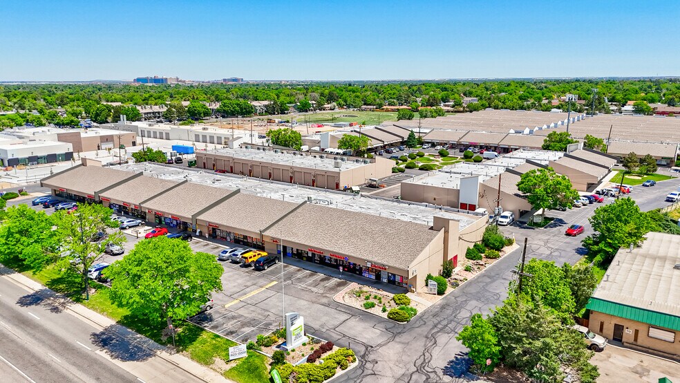 10 S Havana St, Aurora, CO à louer - Photo de l’immeuble – Image 1 sur 9