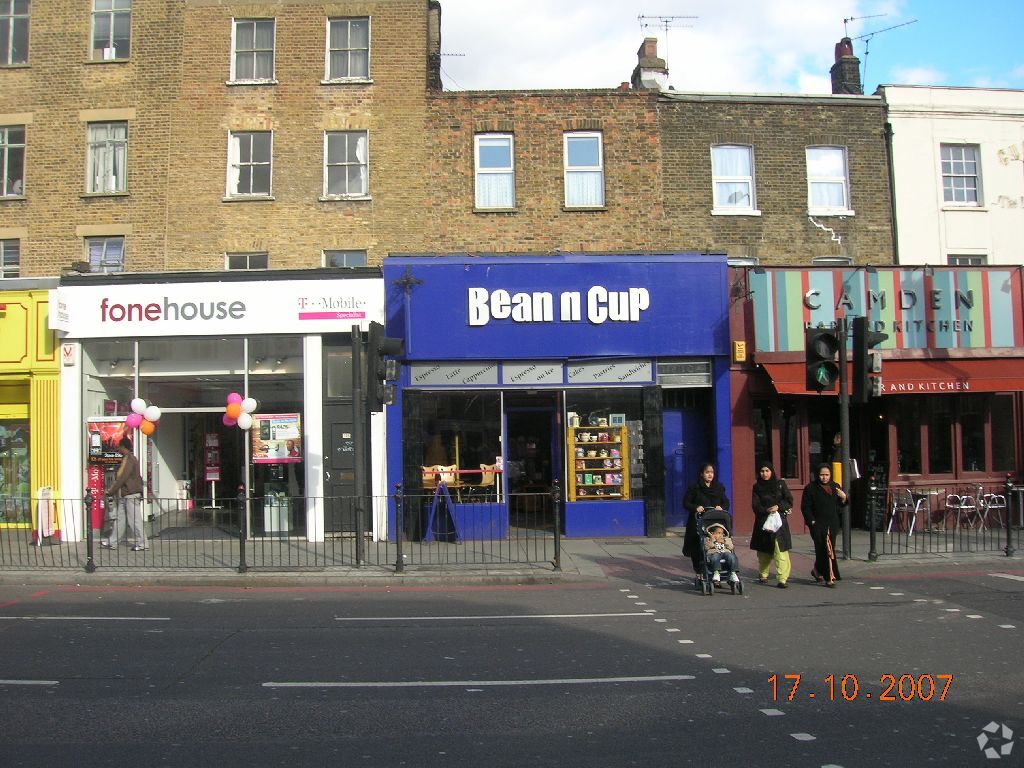 104 Camden High St, Londres à louer Photo de l’immeuble– Image 1 sur 6