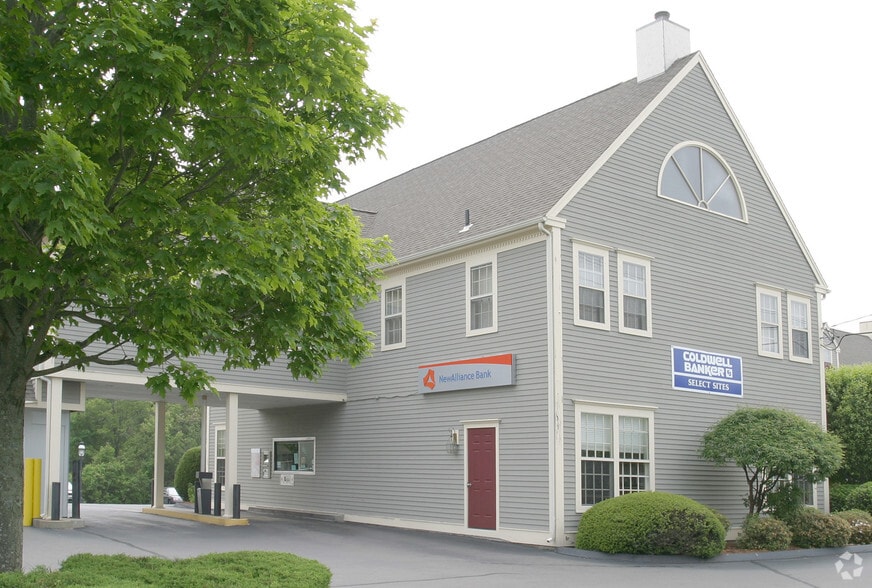 250 E Main St, Clinton, CT à vendre - Photo principale – Image 1 sur 2
